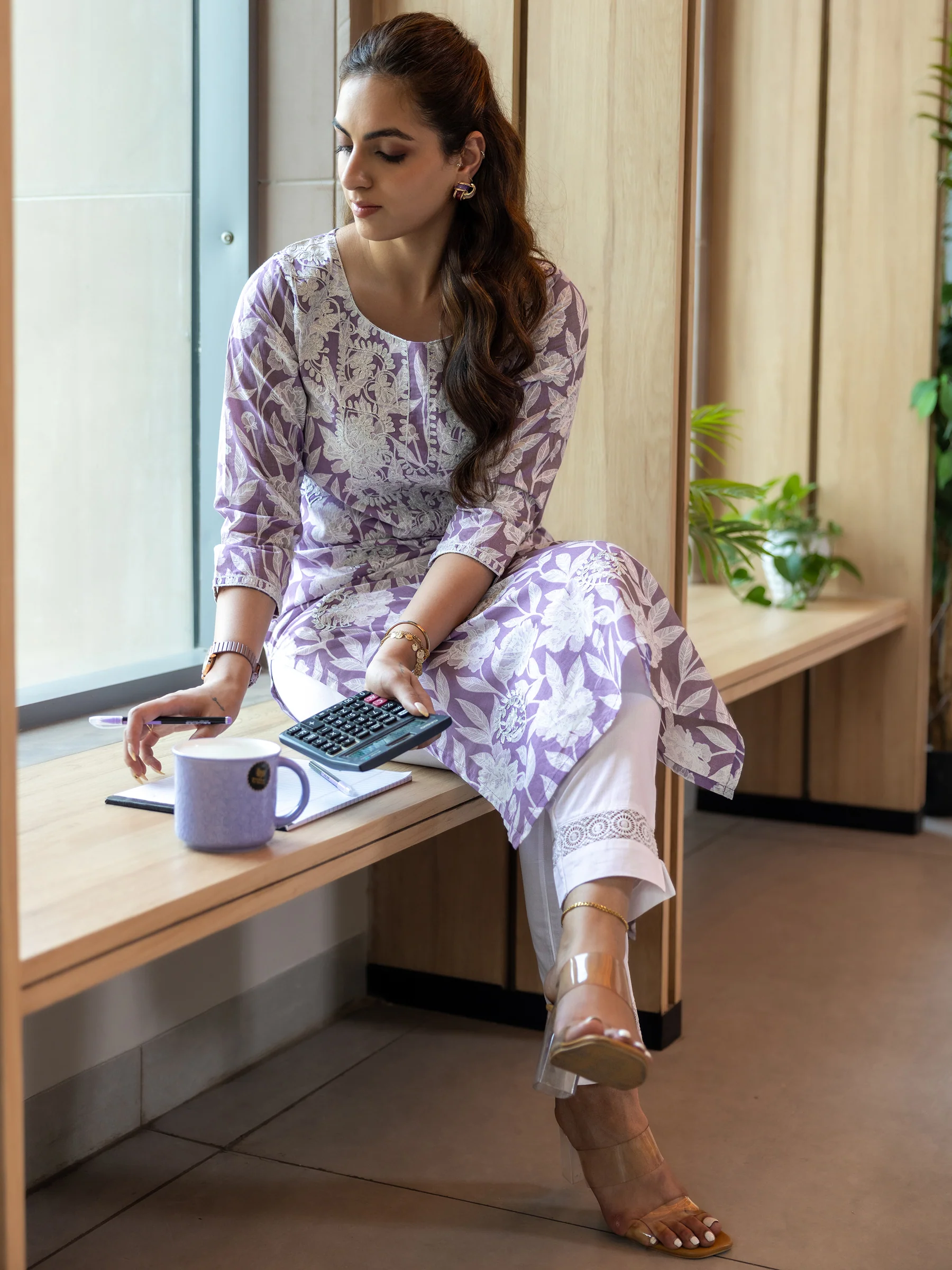 29410O_main.webp Lavender Straight Printed Cotton Kurta - Image 1