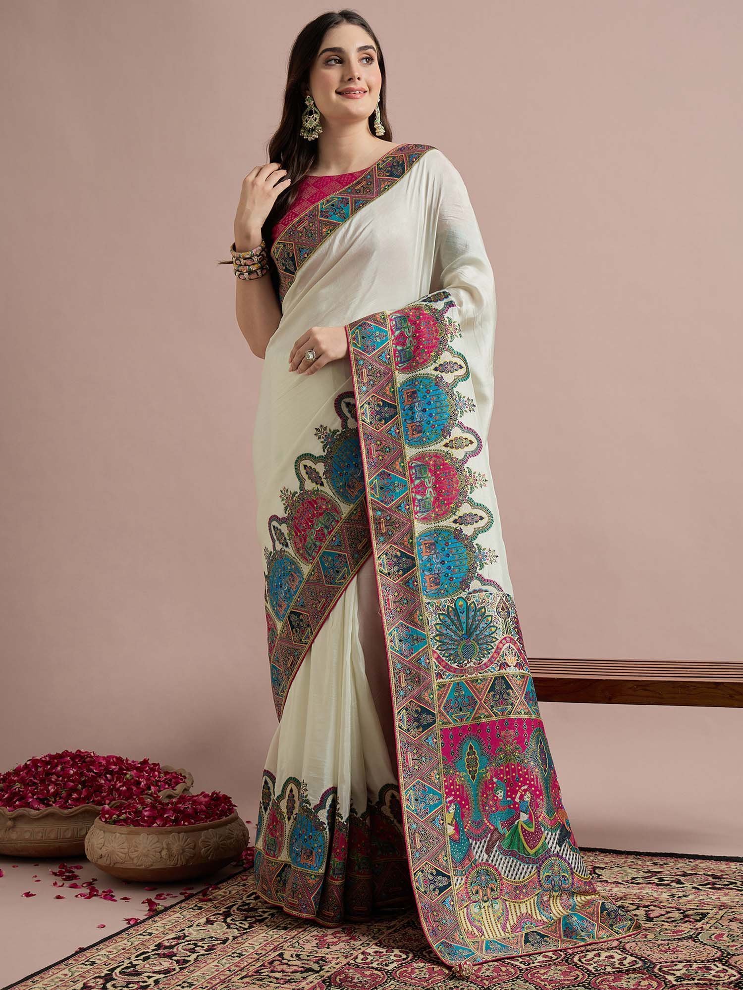 6a4488fMSTANI165AHSOffWhite_1.jpg Off White Woven Viscose Saree with Unstitched Blouse - Image 1