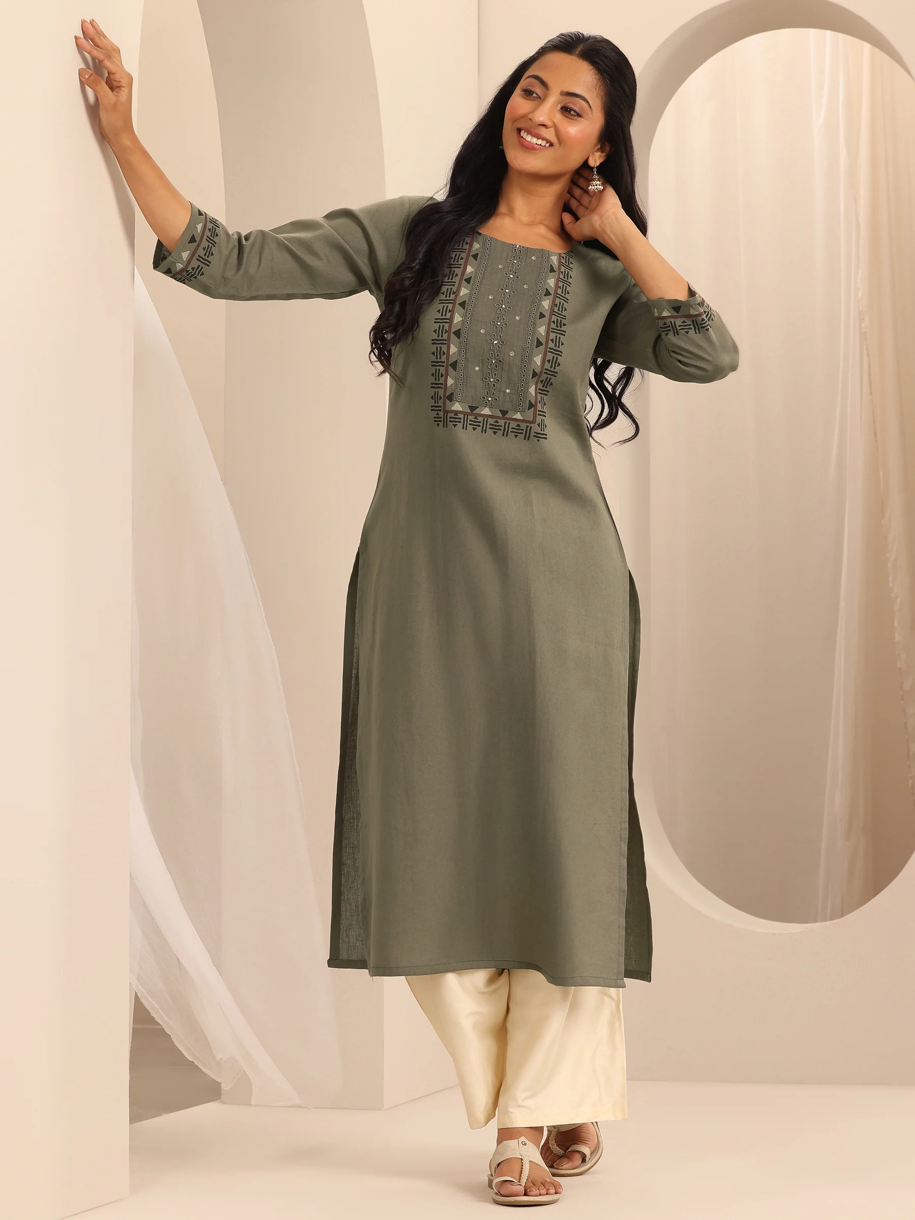 98213O_6Main.webp Taupe Printed Cotton Blend Straight Kurta - Image 1